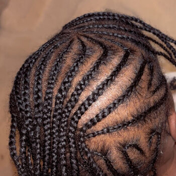 Oum’s natural  hair