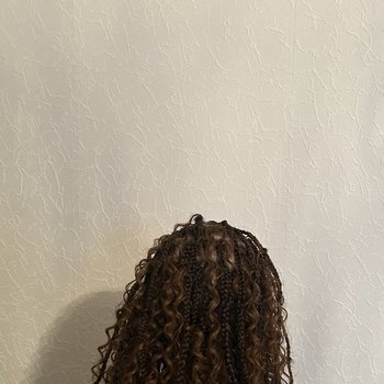 Boho braids court