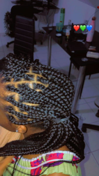 Box braids sur cheveux afro