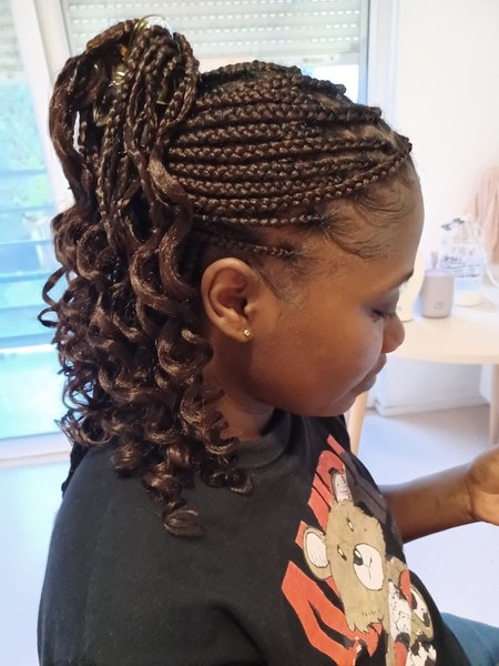 Braids avec finition en boucle française.