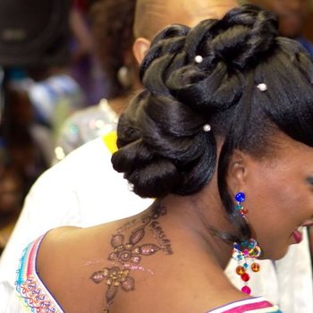 Chignon glamour inspiration rétro