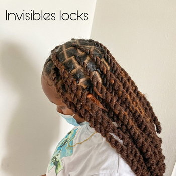 Coiffeuse locks / faux locks