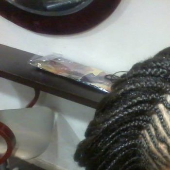 Coiffure africaines nattes tresses enfants