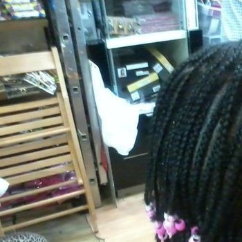 Coiffure africaines nattes tresses enfants