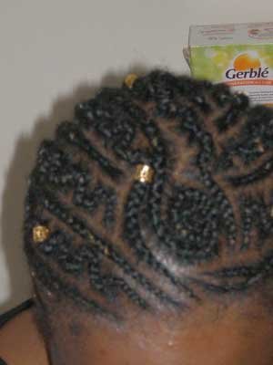 Coiffure Nattes collées baguées free-style