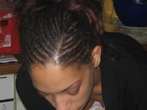 Coiffure nattes collées