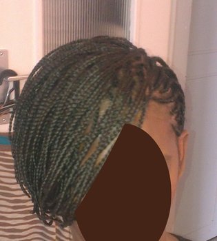 Coiffure originale : carré tresses