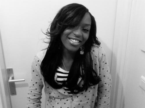 Coiffures creation tissage au lissage naturel