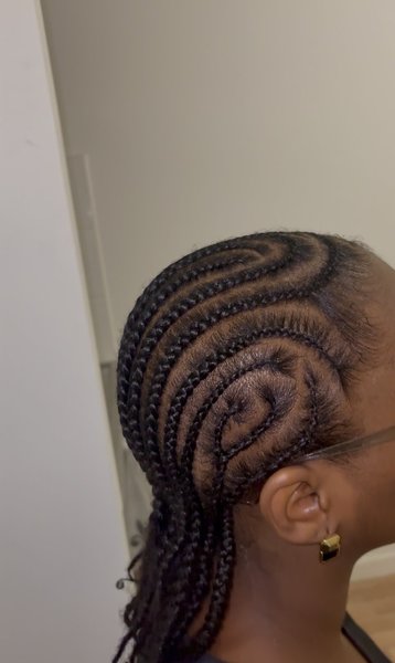 Cornrows hairstyle 