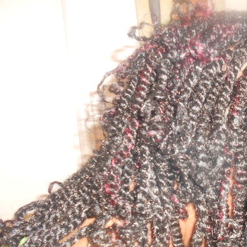 Différentes coupes de cheveux féminines