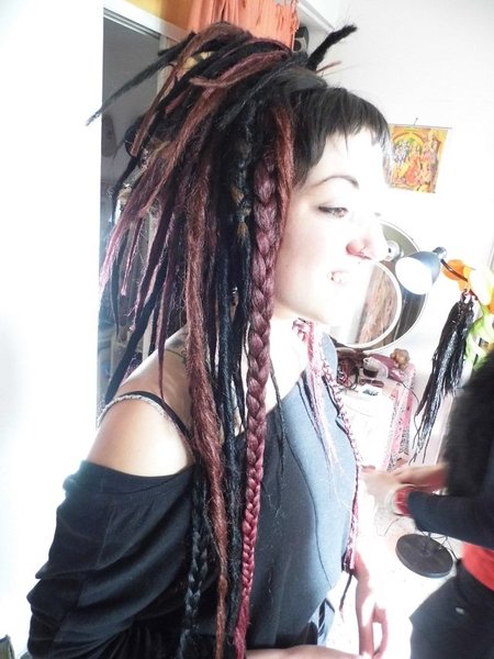 Extensions dreadlocks synthétiques sur dreads crochet naturelles trop courtes