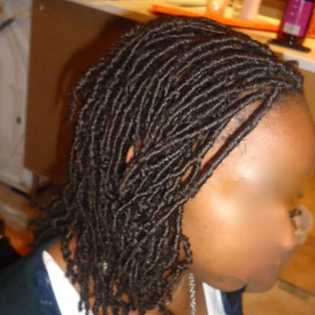 FAUSSES LOCKS AVEC MECHES 