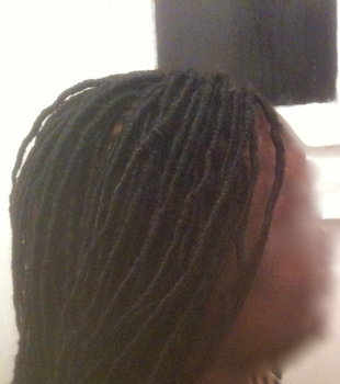 FAUSSES LOCKS AVEC MECHES 