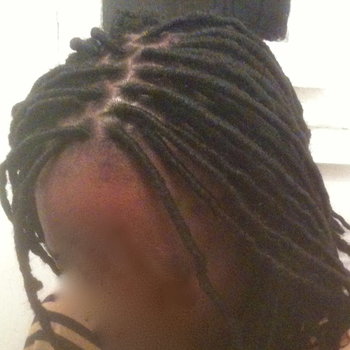 FAUSSES LOCKS AVEC MECHES 