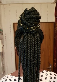 Feed in braids