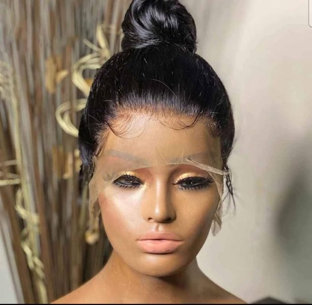 Je vends de très belle perruque brésilienne 100% cheveux humain à petit prix. De 10 à 30 pouces