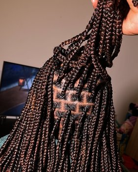 Knotless braids