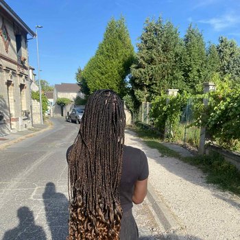 Knotless braids 