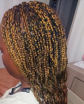 Knotless braids