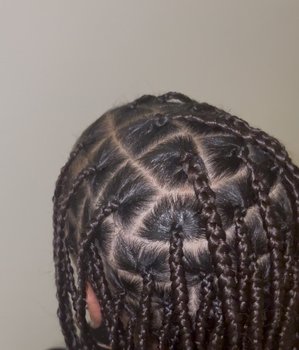 Knotless braids