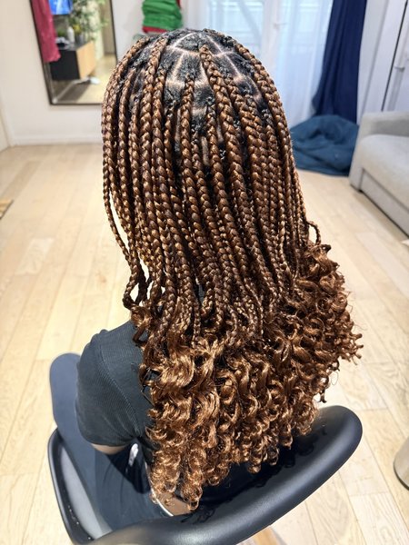 Knotless braids 