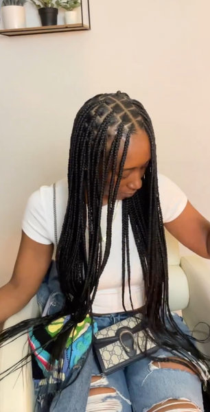 Knotless braids