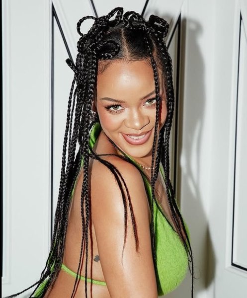 Knotless braids