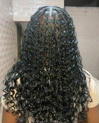 Knotless with curls 