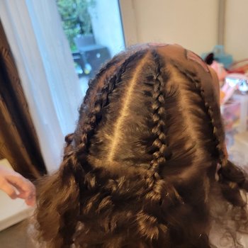 Nattes collées enfant, demi-tête 