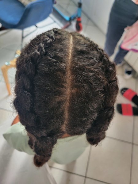 Nattes collées fille 