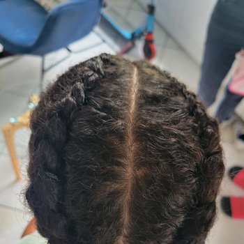 Nattes collées fille 