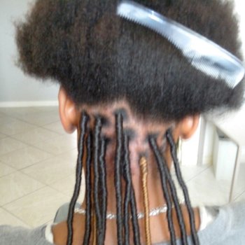 Pose de fausses locks