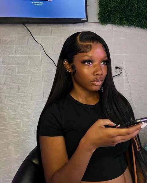 Pose lace wig 