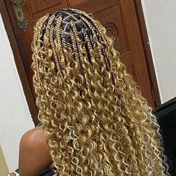 Tresses de tout style , lissage tanin, fabrication perruque sur mesure 