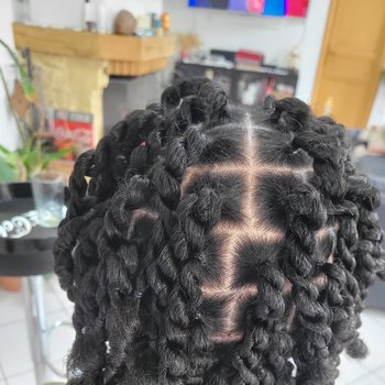 Twists cheveux bouclés 