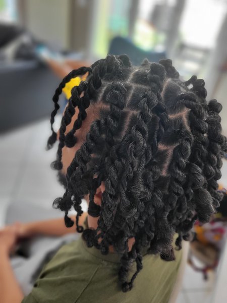 Twists cheveux bouclés 