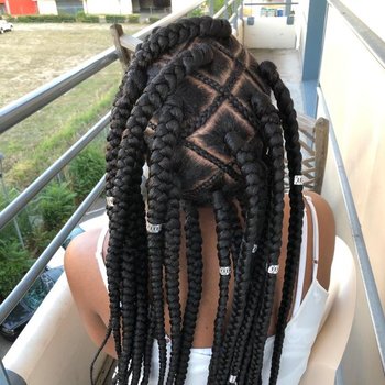 Web box braids 