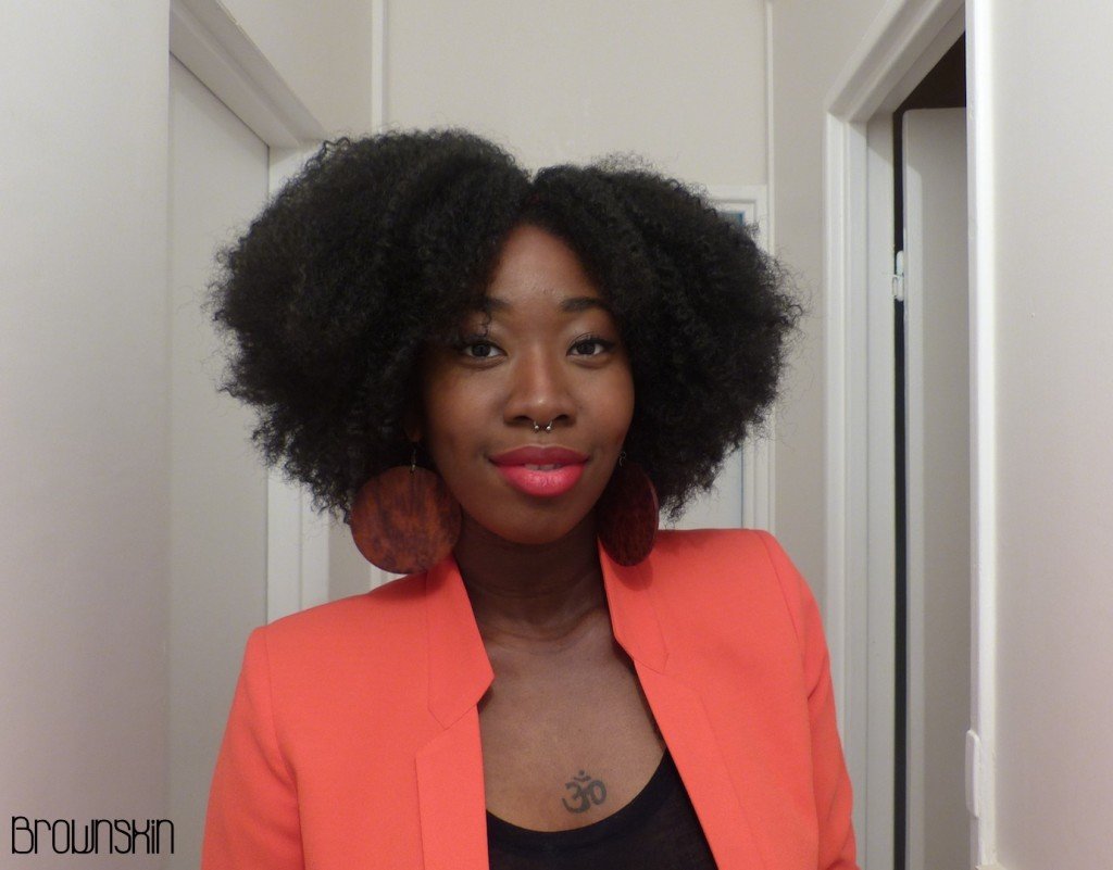 crochet-braids-naomi-mèche-vanille-coiffure-protectrice-cheveu-afro-mèches-synthétiques-boucles-brownskin-1024x801