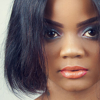 peaux noire lèvres au top