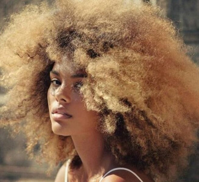 COMO COLORIR O SEU CABELO CRESPO?