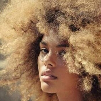 HOW TO COLOR YOUR COILY HAIR