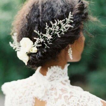 5 IDEAS DE PEINADOS PARA IR A UNA BODA