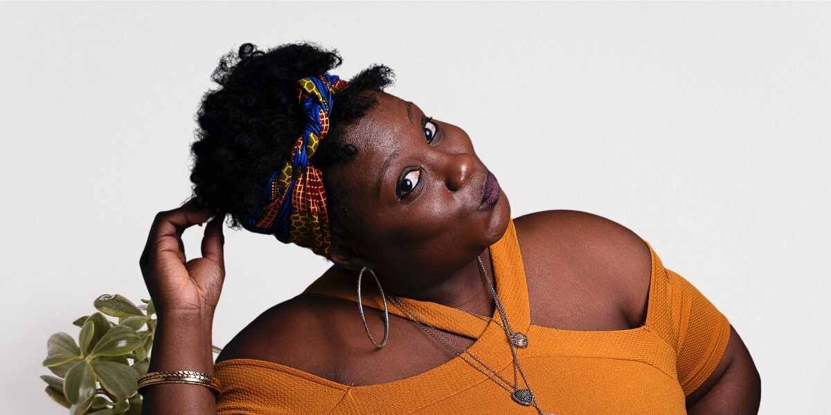 femme-noire-au-cheveu-crepu
