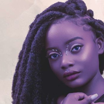 Comment comparer les plateformes de coiffure afro en ligne pour bien choisir ?