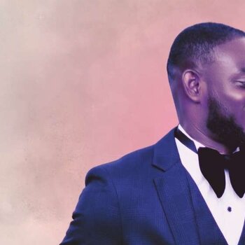 Comment réserver une coiffeuse afro pour un événement spécial ?