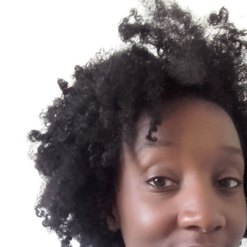 coiffure afro, cheveux crépus, cheveux fins